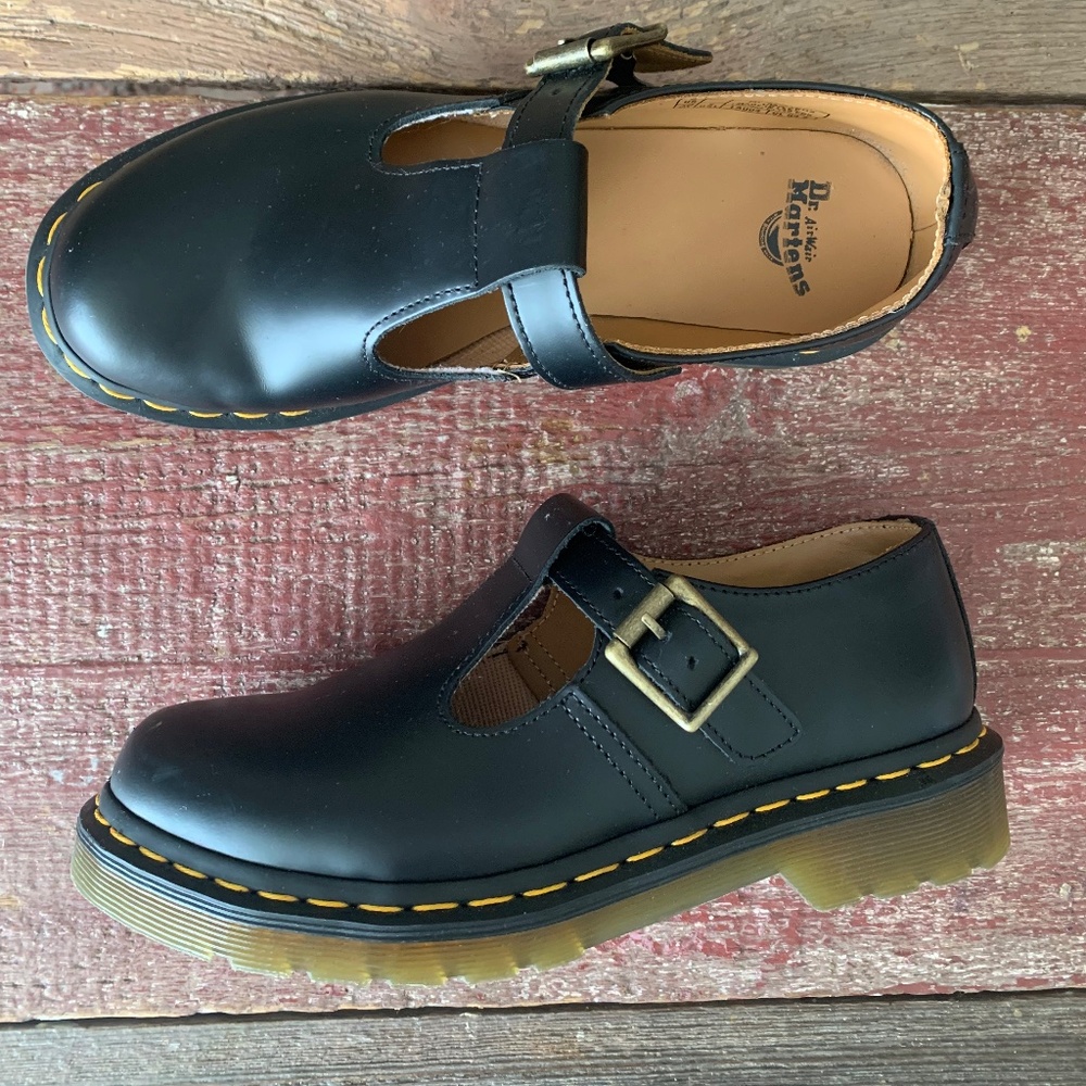 Dr. MARTEN POLLEY SMOOTH LEATHER MARY JANES /size 7 / 38